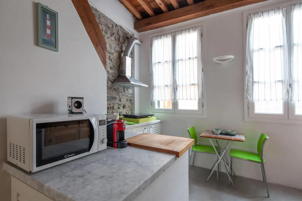 Daire Ludovica Studio - Backpackers House Vernazza